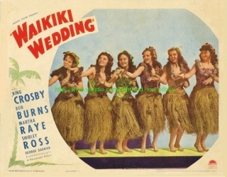 WAIKIKI WEDDING hula girls